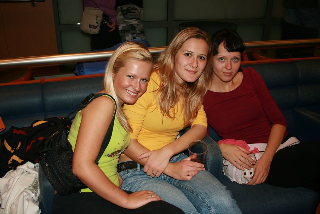 i/Kranj/Absolvent08/01-PotTja/absolvent 1133.jpg